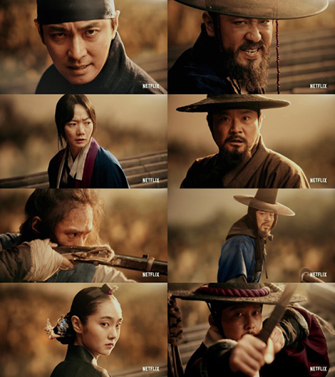レア！韓国ドラマ Netflix キングダム グッズ3点 チュジフン ペドゥナ チュ・ジフン＆ペ・ドゥナ出演「キングダム2」ポスターを公開